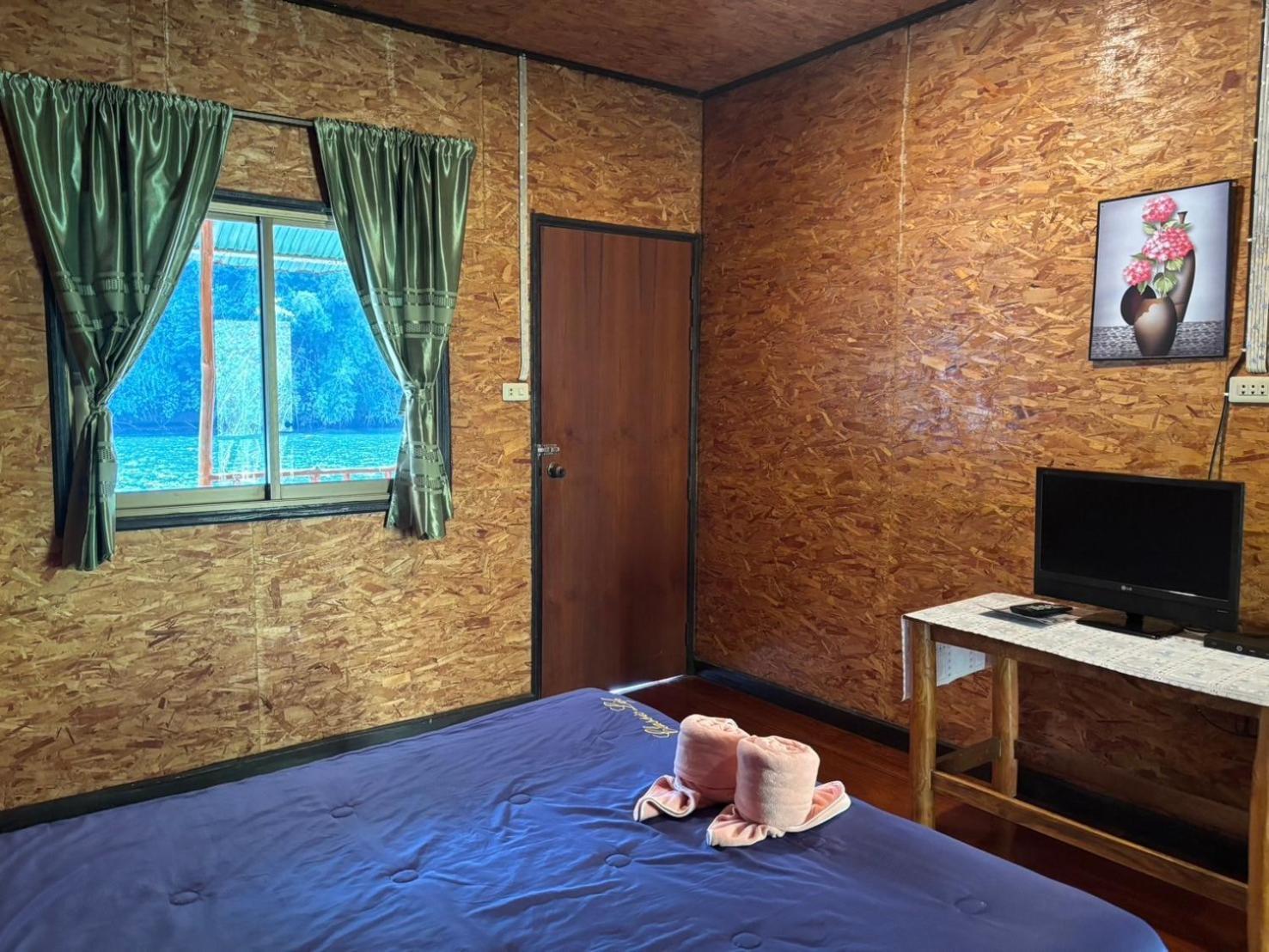Hotel แพจิตรธาดาธารน้ำ Tha Kradan Zewnętrze zdjęcie